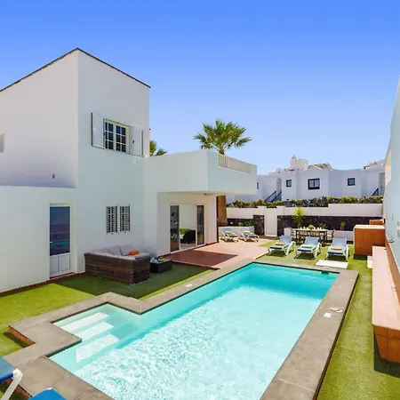 Villa Sol Lanzarote By Puerto del Carmen